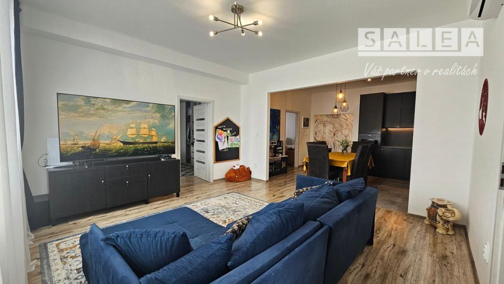 3i byt 114m2, vynikajúca poloha, dve kúpeľne, Sládkovičovo