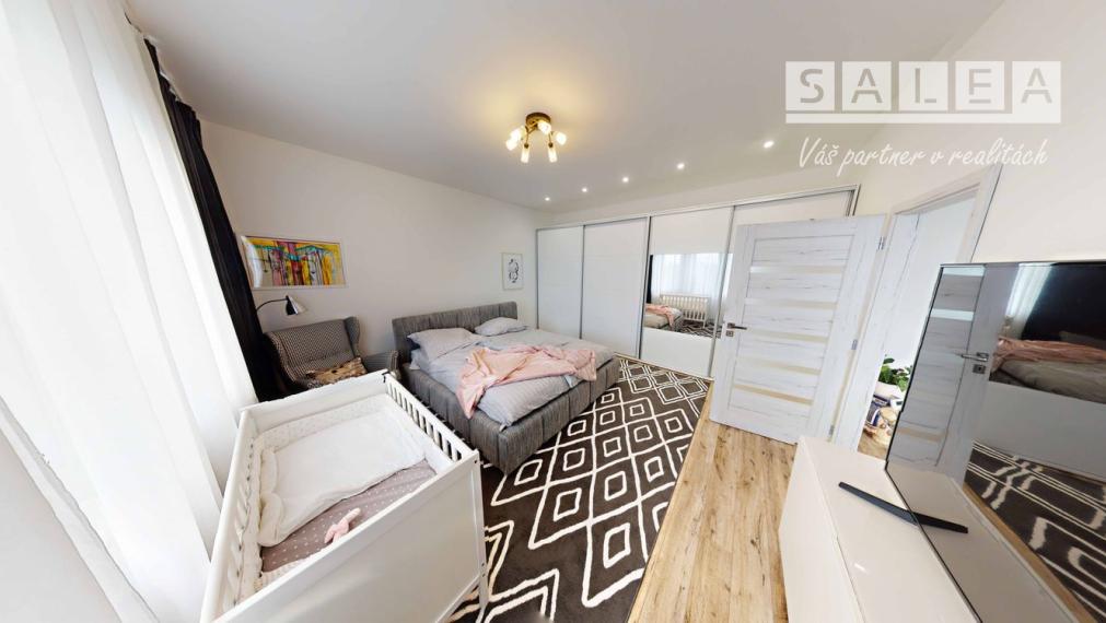 3i byt 114m2, vynikajúca poloha, dve kúpeľne, Sládkovičovo