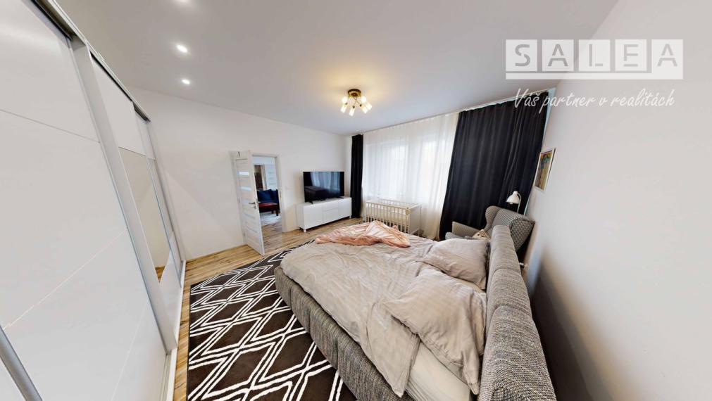 3i byt 114m2, vynikajúca poloha, dve kúpeľne, Sládkovičovo