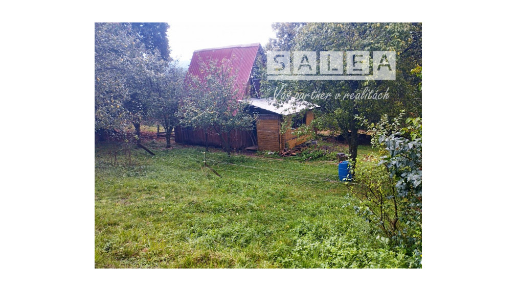 Stavebný pozemok o výmere 1714m2 v obci Papraď