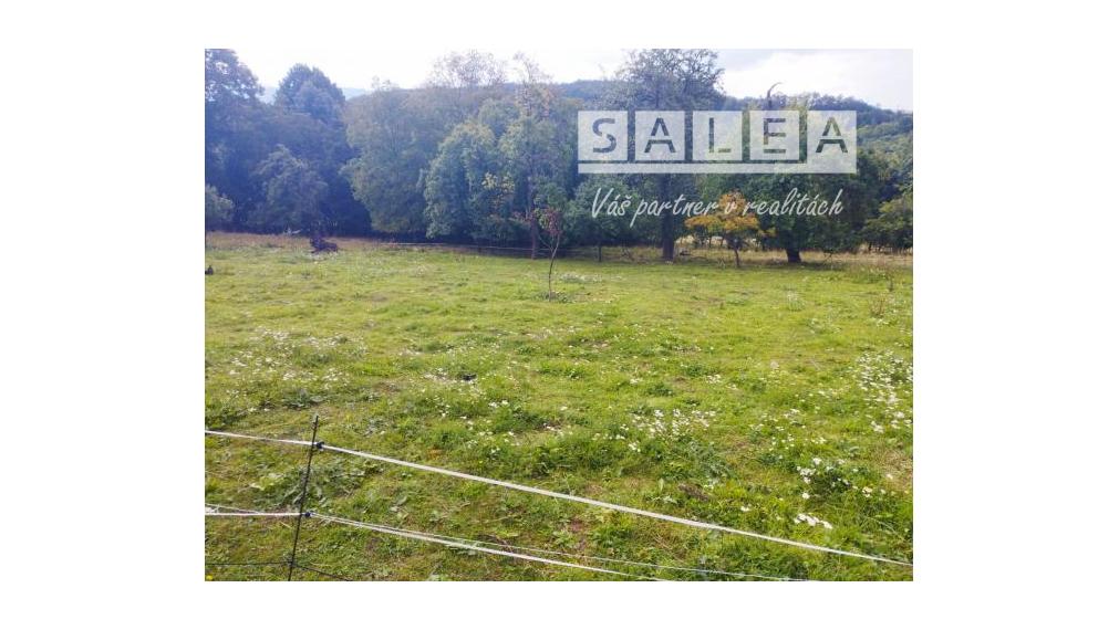 Stavebný pozemok o výmere 1714m2 v obci Papraď