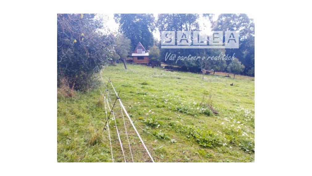 Stavebný pozemok o výmere 1714m2 v obci Papraď