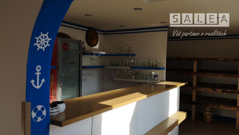 Motorest s ubytovaním, 3878m2, Bzenec - Morava.