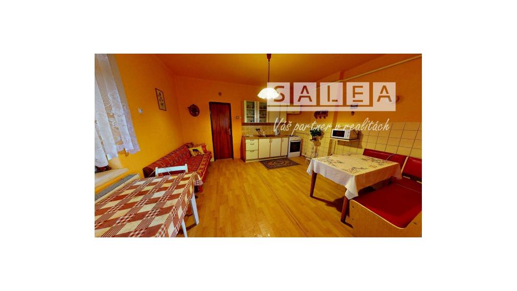 Rodinný dom v obci Dolný Lopašov o výmere 1709m2.