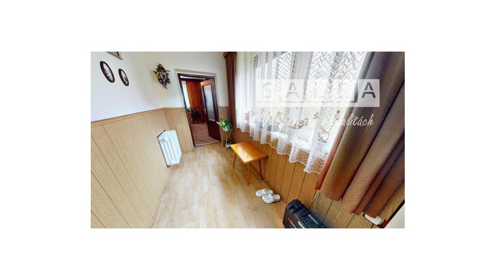 Rodinný dom v obci Dolný Lopašov o výmere 1709m2.