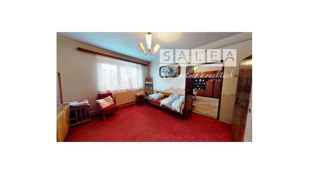 Rodinný dom v obci Dolný Lopašov o výmere 1709m2.