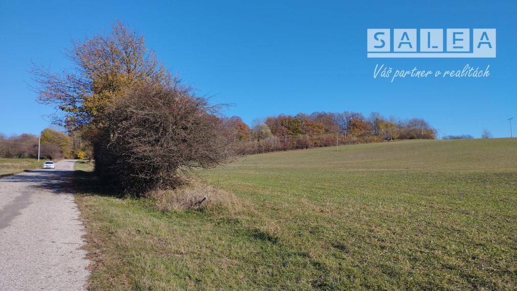 Krásny pozemok v obci Chvojnica časť - Hate o výmere 3845m2