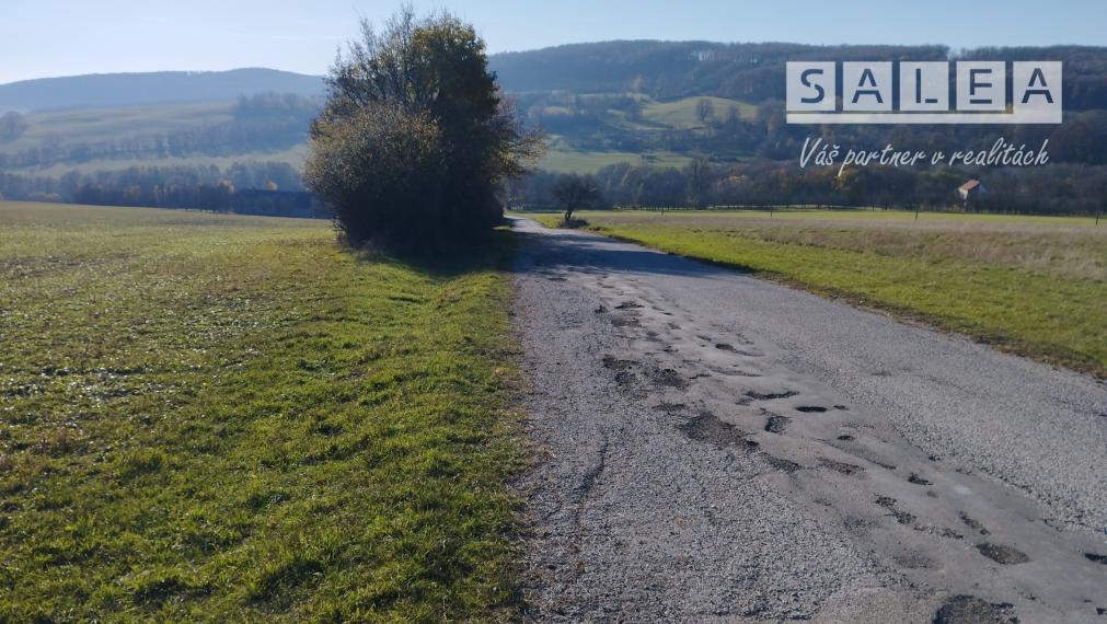 Krásny pozemok v obci Chvojnica časť - Hate o výmere 3845m2