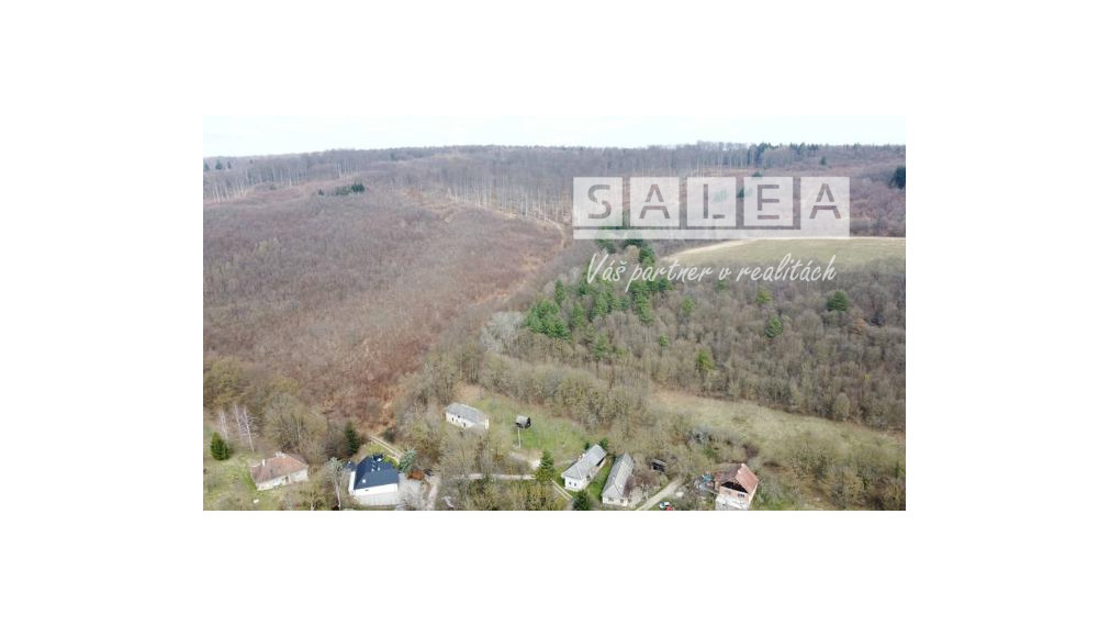 Pozemok s chalupou v obci Podkylava o výmere 8852m2.