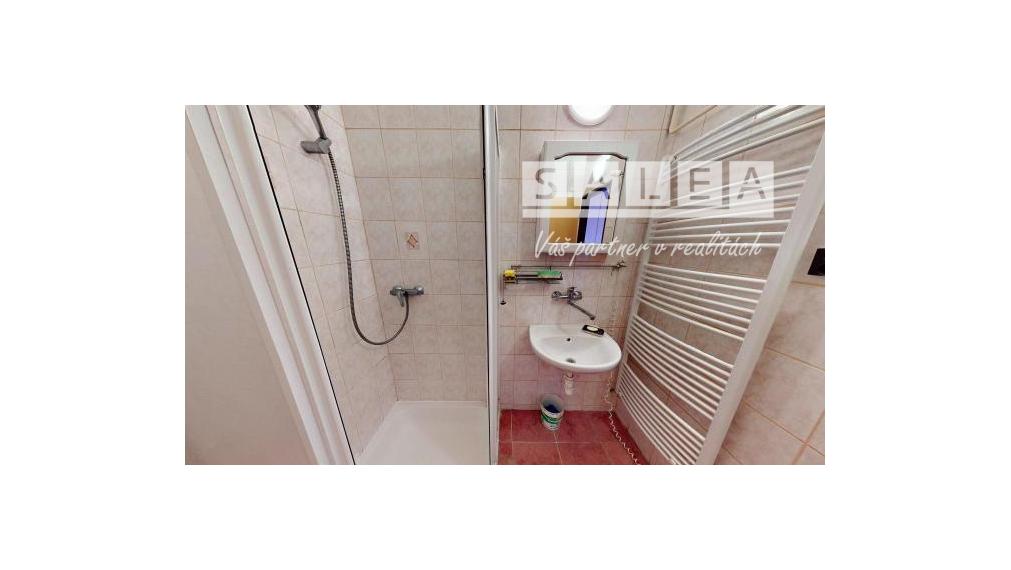 RD v obci Stará Myjava aj s pozemkom o výmere 370m2.