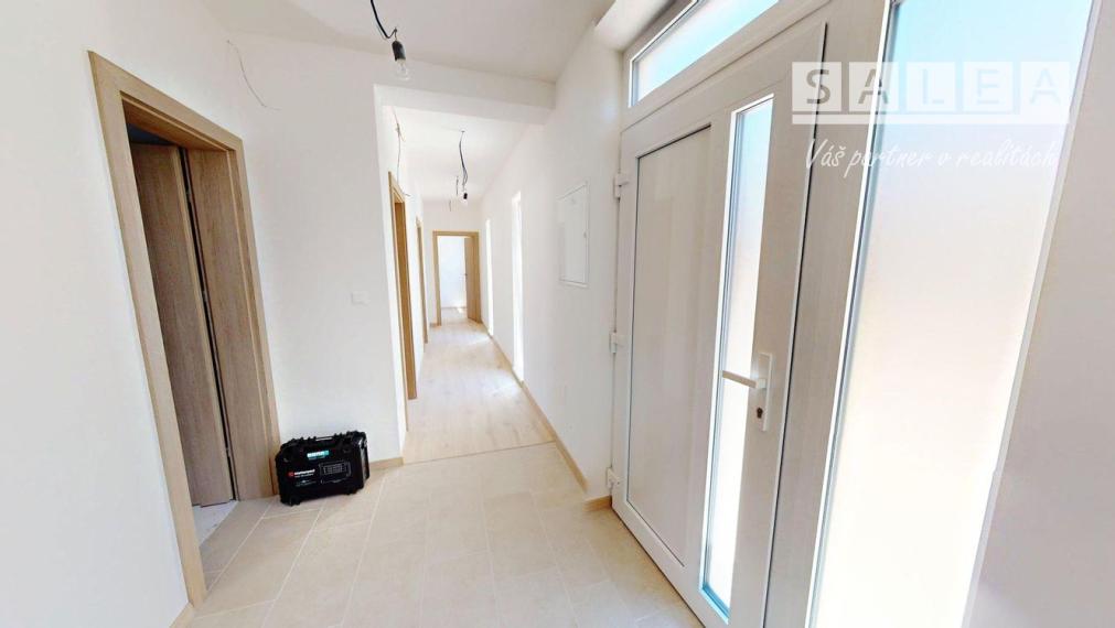 Moderný 4-izbový dom 112 m2 na pozemku 392m2 – Horné Saliby