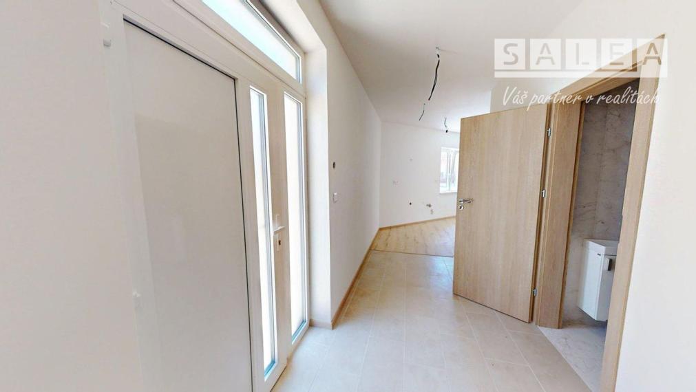 Moderný 4-izbový dom 112 m2 na pozemku 392m2 – Horné Saliby