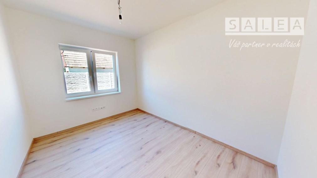 Moderný 4-izbový dom 112 m2 na pozemku 392m2 – Horné Saliby