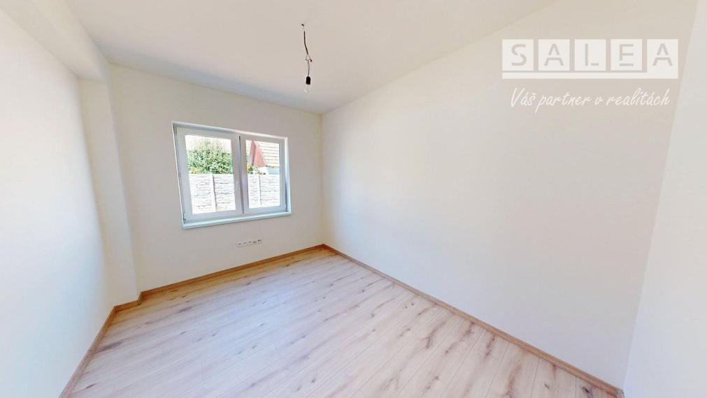 Moderný 4-izbový dom 112 m2 na pozemku 392m2 – Horné Saliby