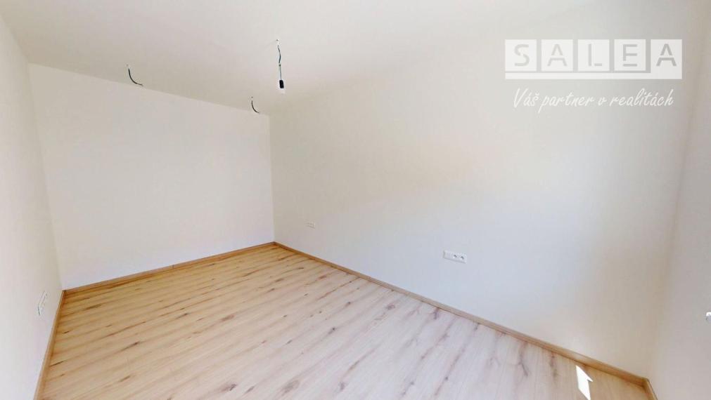 Moderný 4-izbový dom 112 m2 na pozemku 392m2 – Horné Saliby