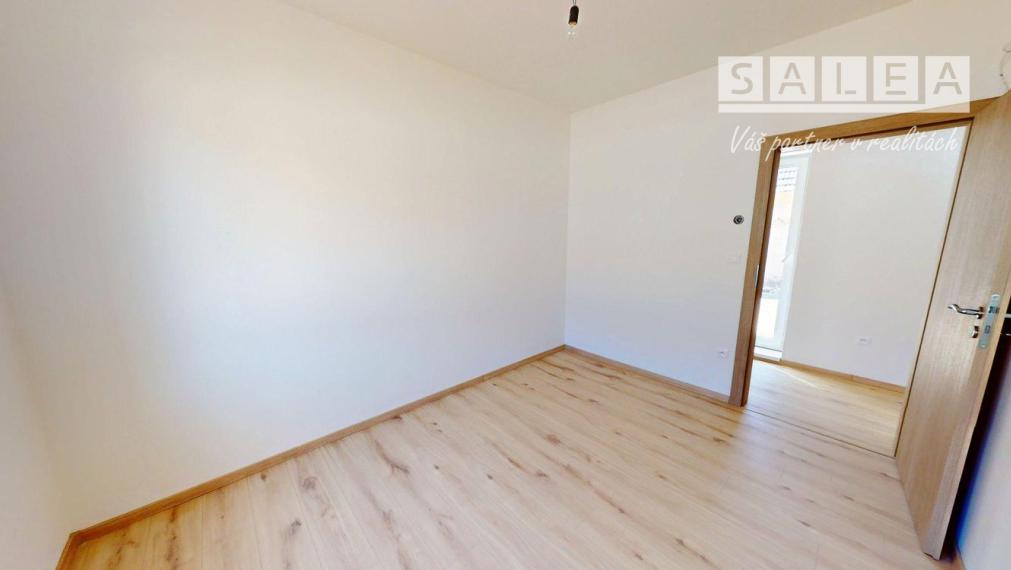 Moderný 4-izbový dom 112 m2 na pozemku 392m2 – Horné Saliby