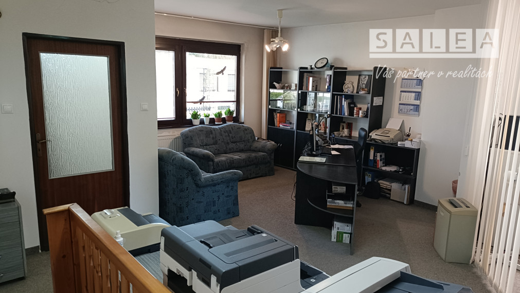 REZERVOVANÉ! Priestranný 4izbový rodinný dom v super lokalite v Šali