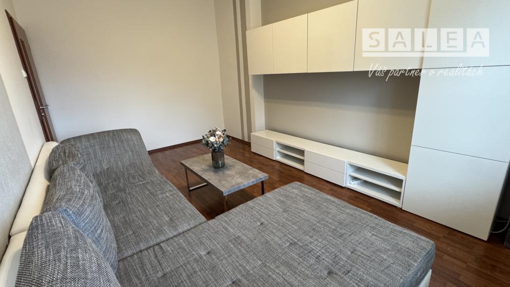 2 izbový pekný byt v centre mesta 56 m2 s pivnicou