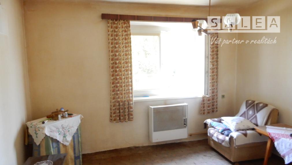 Slnečný Rodinný dom,100 m2, letná kuchyňa, Turá, okr.Levice