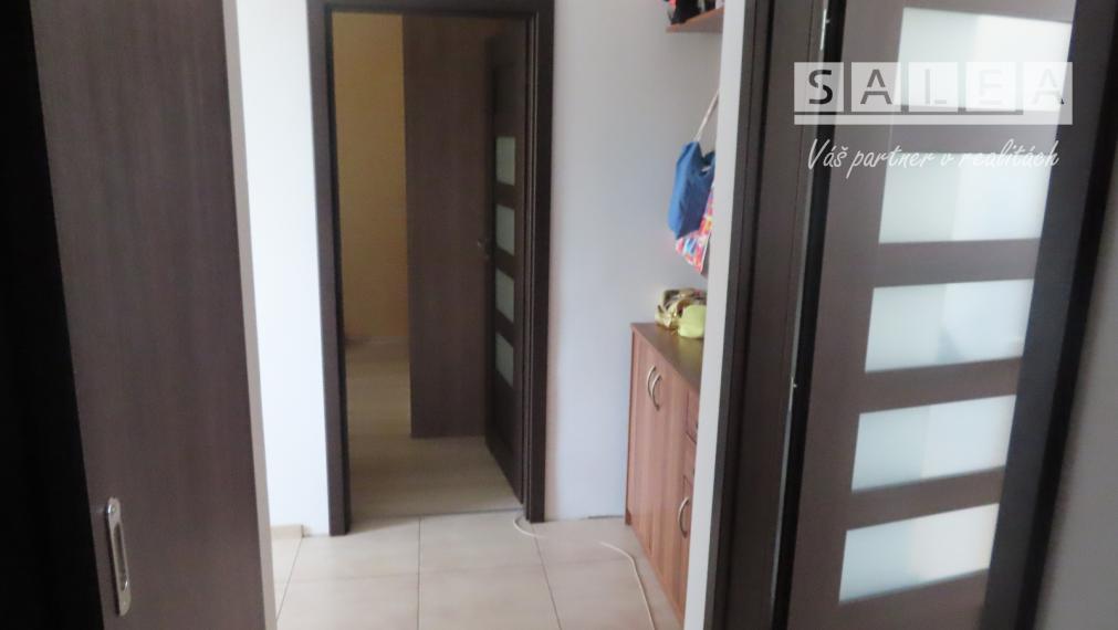 Prenájom 3 izbový byt v centre mesta Šala