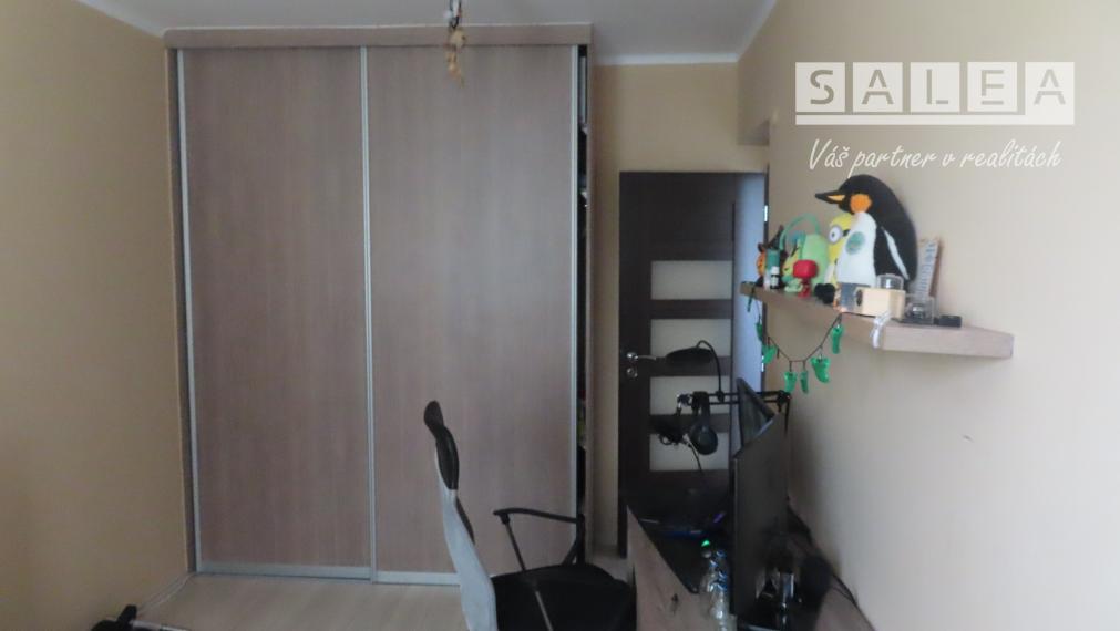 Prenájom 3 izbový byt v centre mesta Šala