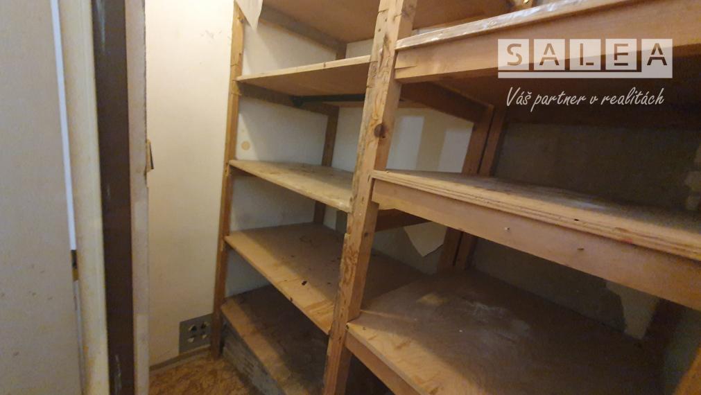 Priestranný 3-izbový byt + balkón 67m2 Nové mesto nad Váhom