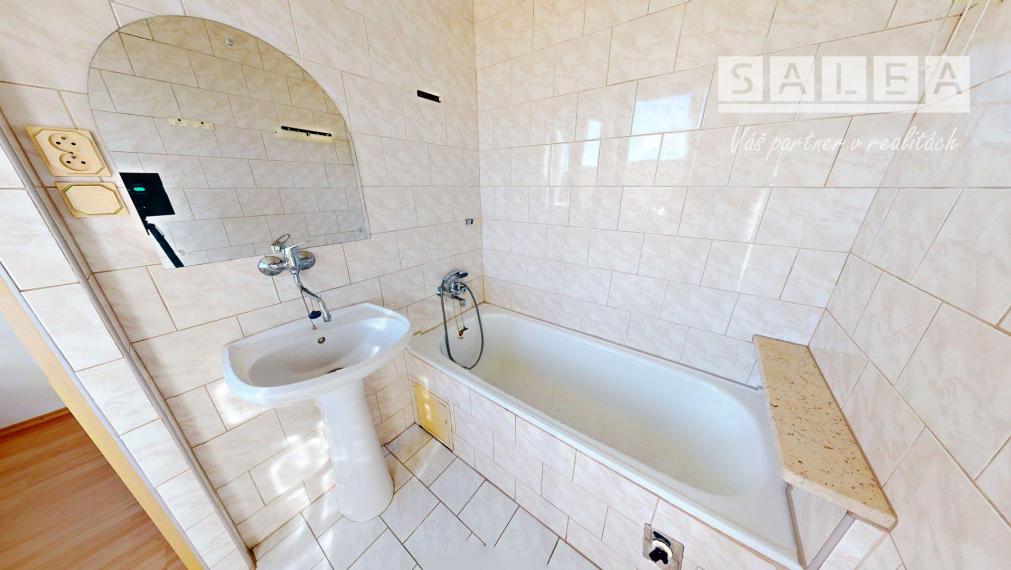 Exkluzívne Zaujímavý 3izbový byt pri Priori 65m2 Výťah