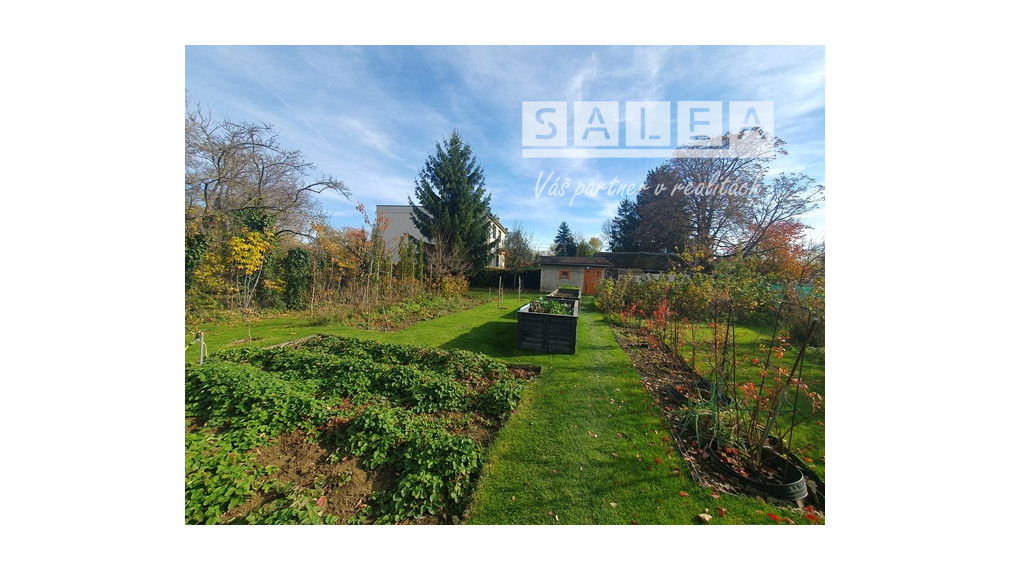 Rezervované Rodinný dom 2izbový+kuchyňa 2057m2 Krakovany