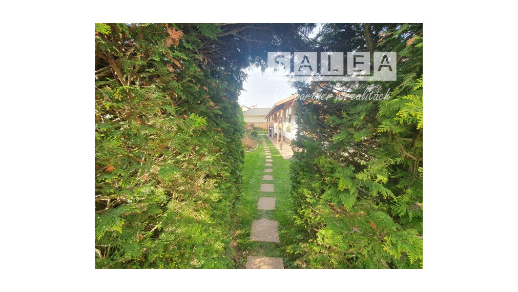 Rezervované Rodinný dom 2izbový+kuchyňa 2057m2 Krakovany