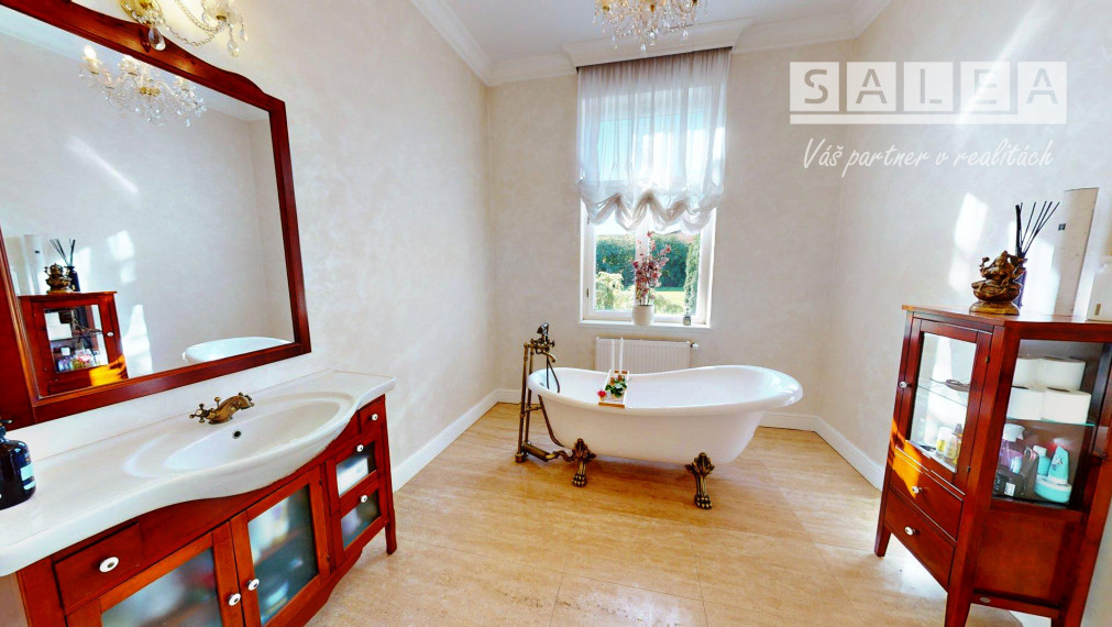 3 izbový rodinný dom s veľkorysým pozemkom 943 m2 v Šali po kompletnej krásnej rekonštrukcii
