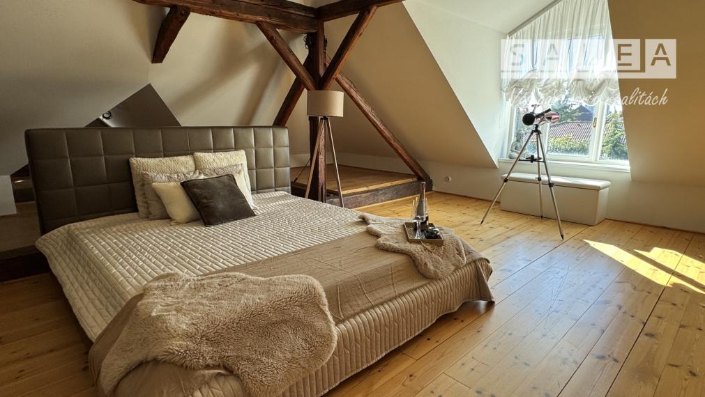 Rodinný dom vhodný na bývanie alebo reprezentatívne kancelárske priestory