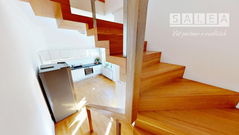 Rodinný dom vhodný na bývanie alebo reprezentatívne kancelárske priestory