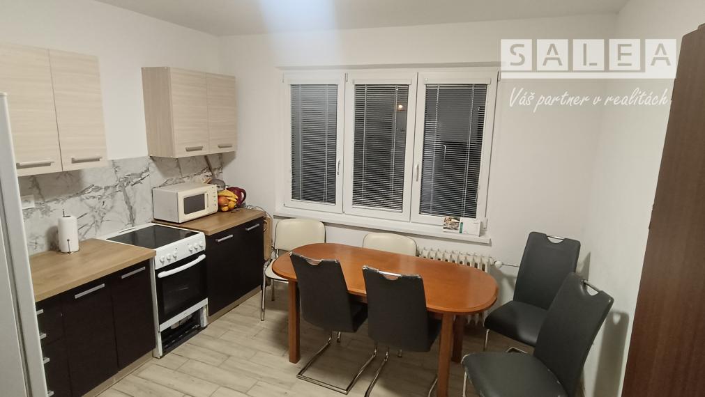 PRIEVIDZA-1 IZBOVÝ BYT 35M2- PO REKONŠTRUKCII -TOP LOKALITA