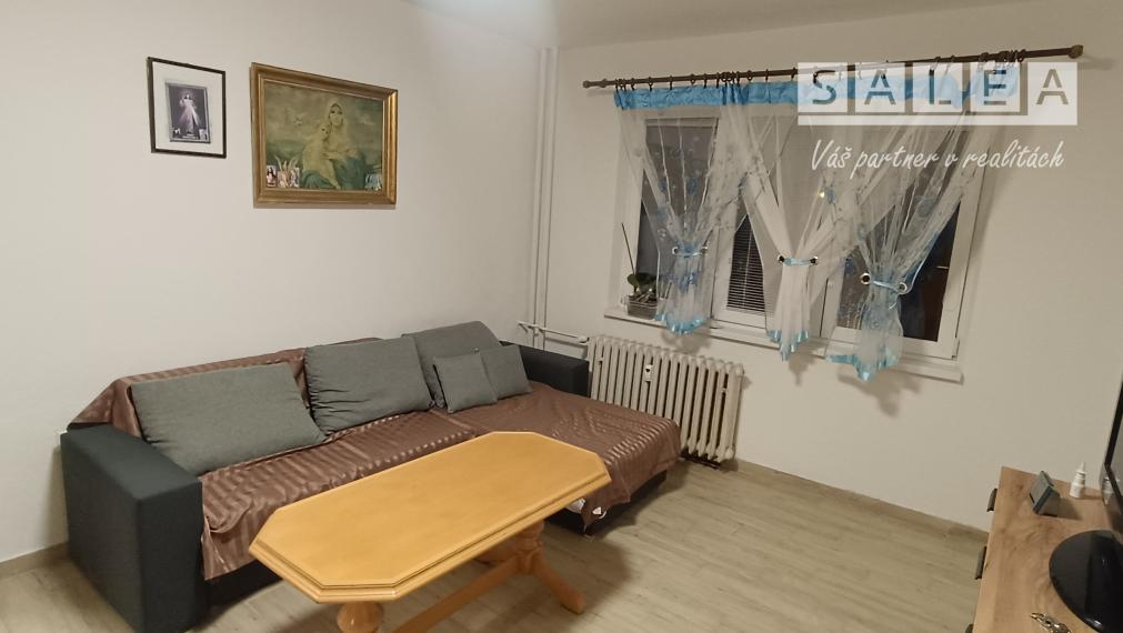 PRIEVIDZA-1 IZBOVÝ BYT 35M2- PO REKONŠTRUKCII -TOP LOKALITA