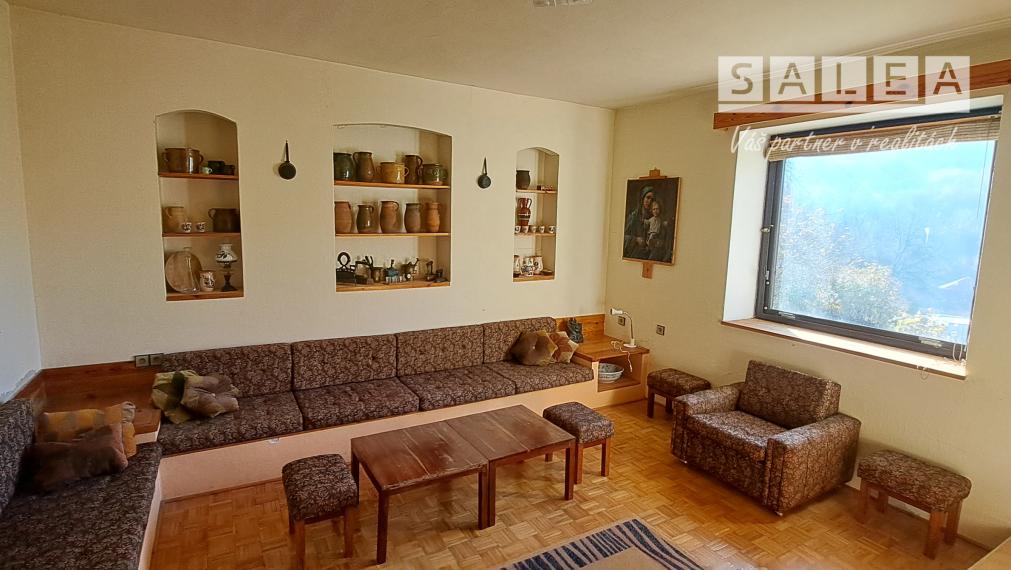 Chata v obci Vyhne s pozemkom o výmere 2299 m2