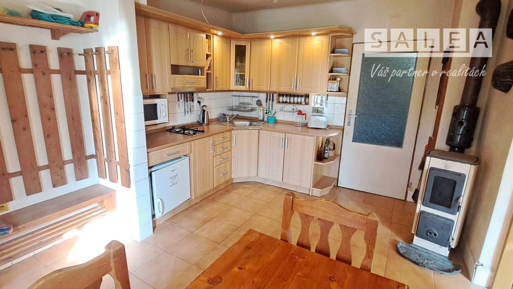 Chata v obci Vyhne s pozemkom o výmere 2299 m2