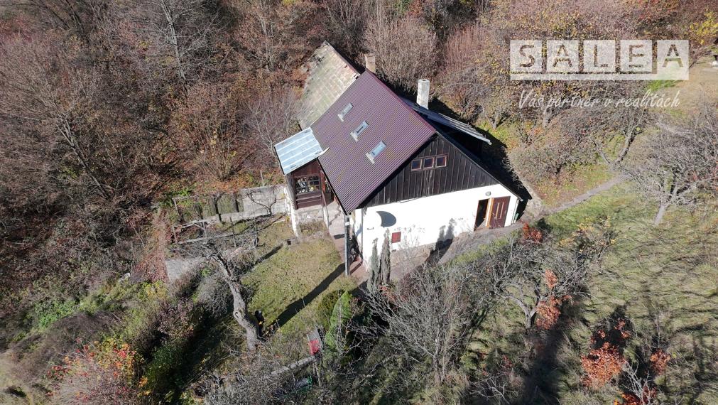 Chata v obci Vyhne s pozemkom o výmere 2299 m2