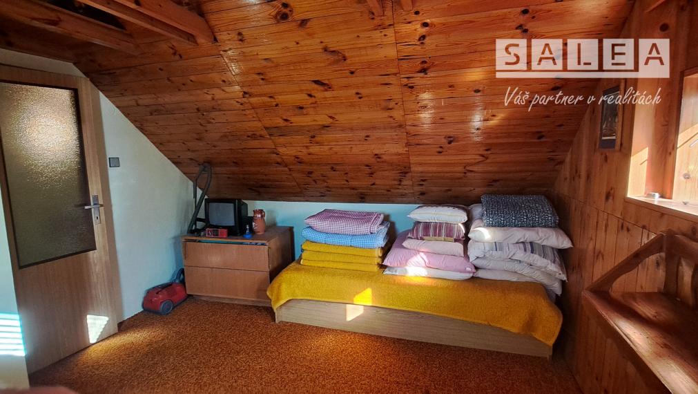 Chata v obci Vyhne s pozemkom o výmere 2299 m2