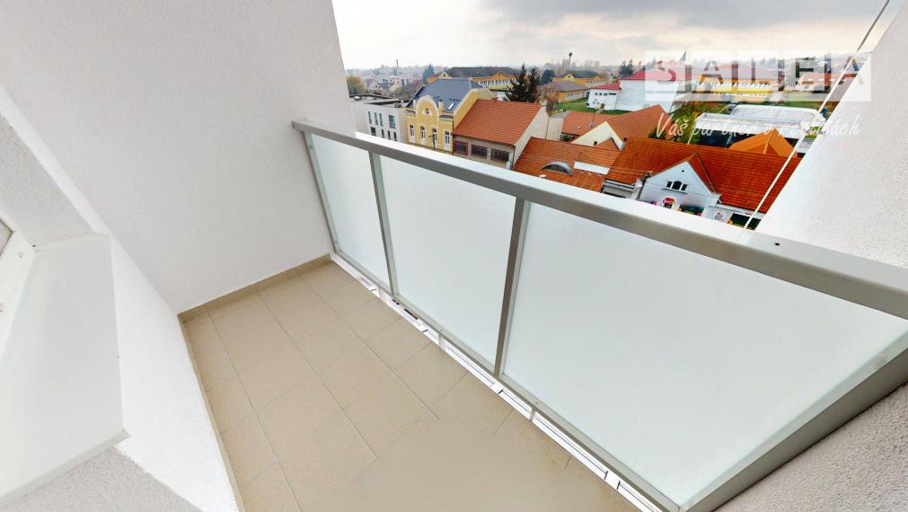 3 - izbový byt v meste Vrbové o výmere 54m2.