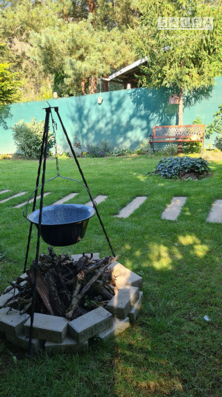 Krásna záhrada s chatkou v Kráľovej nad Váhom EXKLUZÍVNE