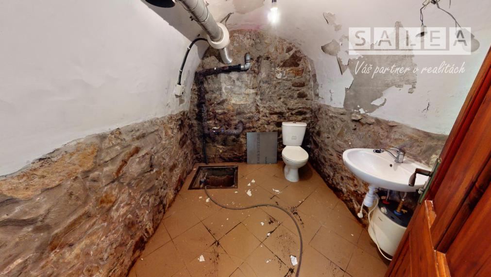 OBCHODNÝ PRIESTOR, 32m2, ŽILINA - CENTRUM