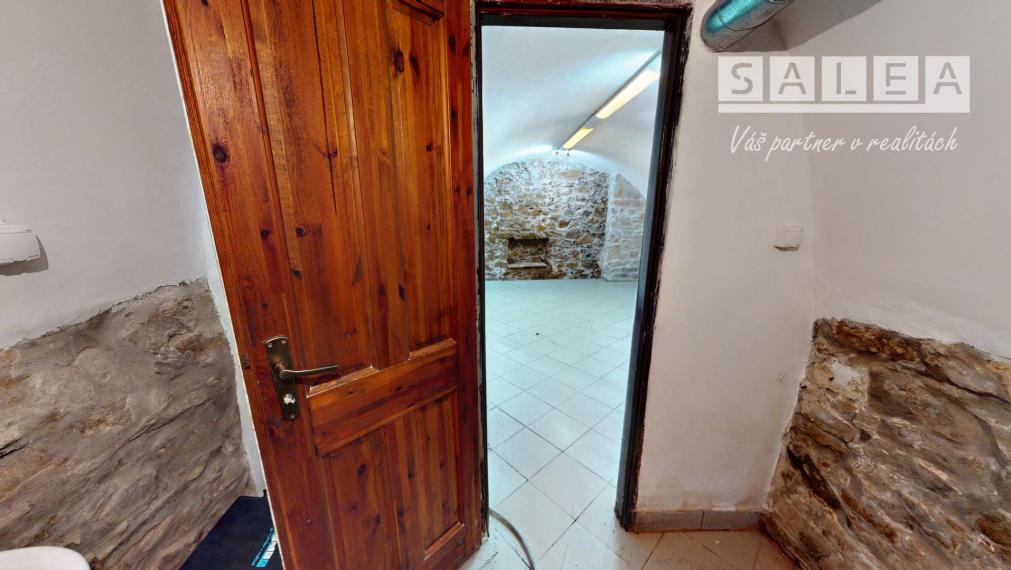 OBCHODNÝ PRIESTOR, 32m2, ŽILINA - CENTRUM