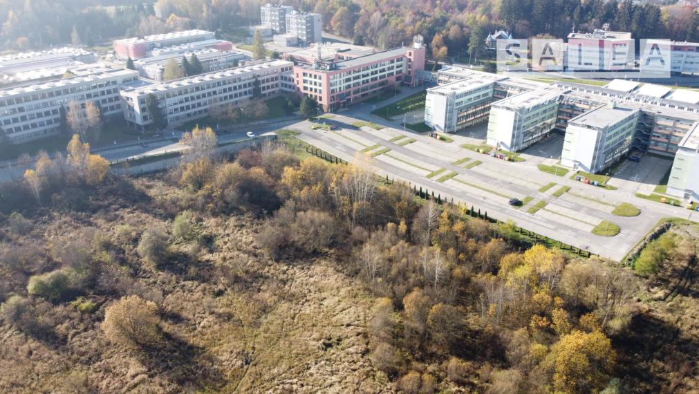 POZEMOK O VÝMERE 7154m2, (47m x 152m), ŽILINA - BÔRIK