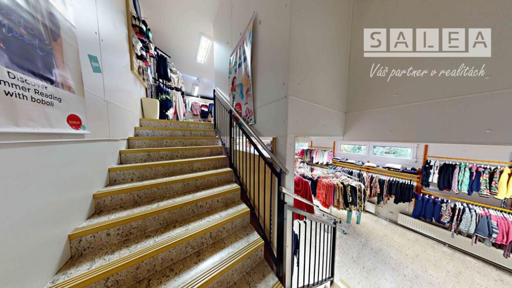 RODINNÝ DOM V CENTRE MESTA, PODLAHOVÁ PLOCHA 248m2, ŽILINA