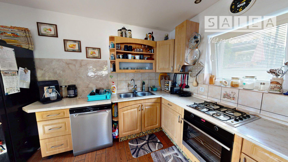 Trojpodlažný RD s veľkou záhradou v Moldave nad Bodvou