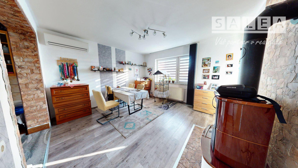 Trojpodlažný RD s veľkou záhradou v Moldave nad Bodvou