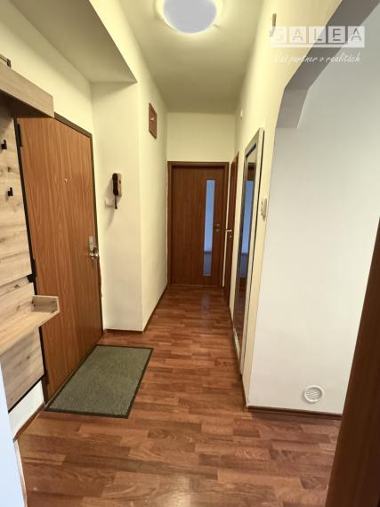 2 izbový pekný byt na prenájom v centre mesta 56 m2 s pivnicou
