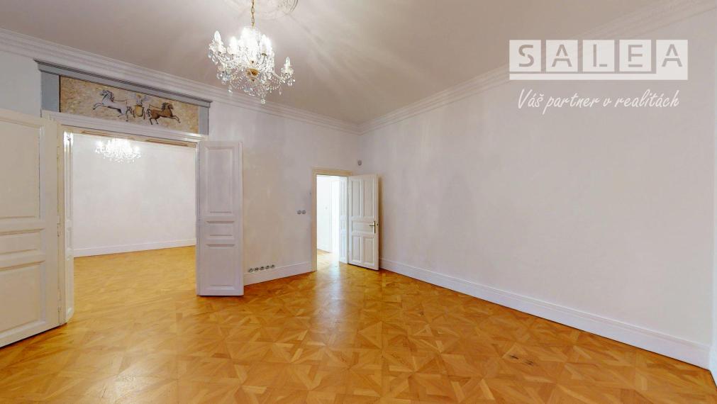 3 izbový rodinný dom s veľkorysým pozemkom 943 m2 v Šali po kompletnej krásnej rekonštrukcii