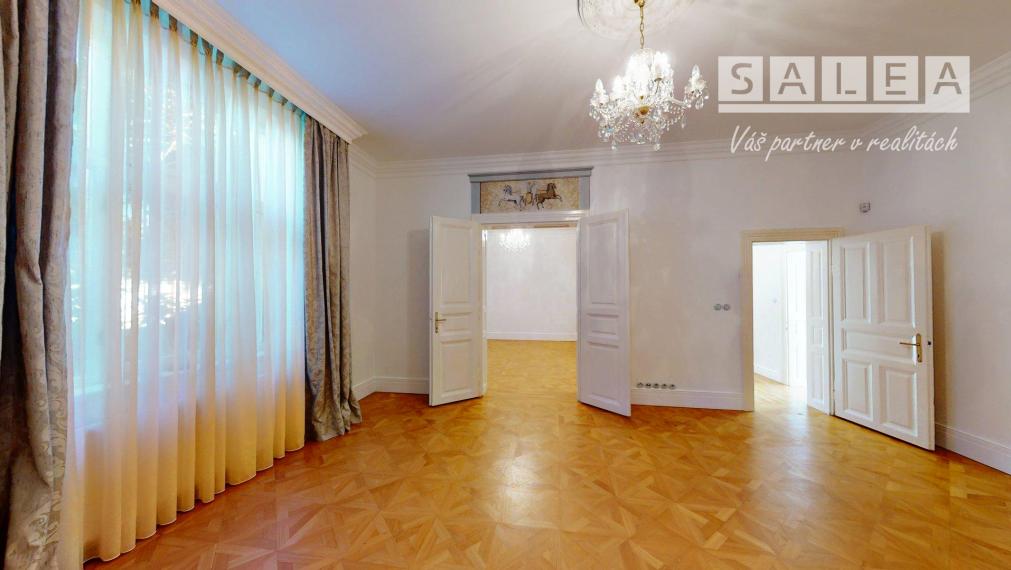 3 izbový rodinný dom s veľkorysým pozemkom 943 m2 v Šali po kompletnej krásnej rekonštrukcii