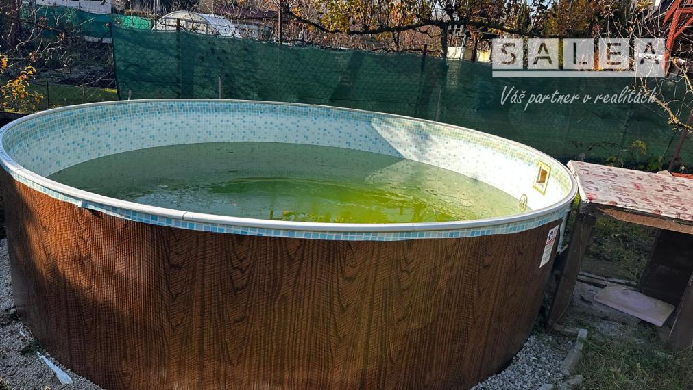 Záhrada Kráľova nad Váhom s bazénom na predaj Kráľova nad Váhom